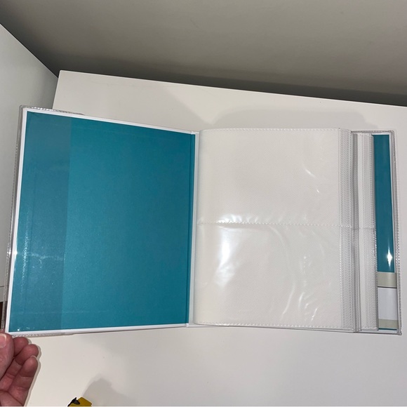 3 Photo Albums - (2 NEW) - Picture 10 of 15